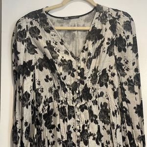 Zara Black /Grey Portugal Casual Maxi Dress